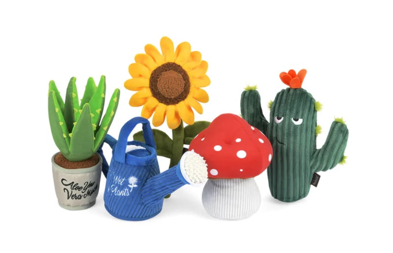 P.L.A.Y BLOOMING BUDDIES WAGGING WATERING CAN DOG TOY